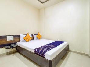 SPOT ON 44978 Hotel Galaxy Inn