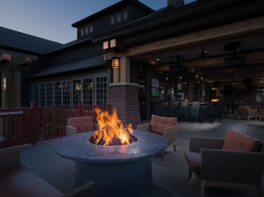 Craftsman Inn & Conference Center