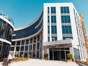 Khazar Palace Hotel & Restaurant