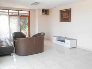 Rumah Syariah & Kolam Renang Bugenville Guesthouse