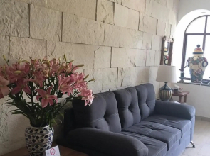 Hotel Concierge Flor y Canto