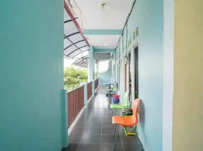 RedDoorz Syariah @ Jalan Bukit Kaminting 2