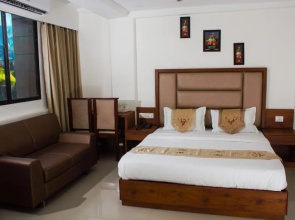 Nexstay Crystal Residency