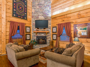 McCormack's Mill Custom Cabin with Hot Tub Resort Pool Arcade Games and 2 Miles from The Island