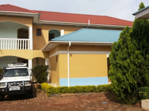 Lira Tasha Hotel