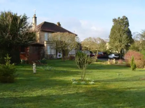 Woodlands Guest House
