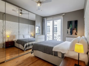 Modern Apartment With Stylish Interior in Beyoglu