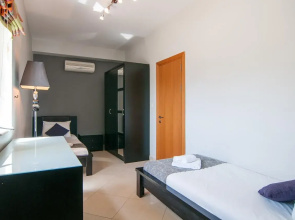 Pebbles Boutique Aparthotel