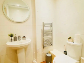 Wellington Court - City Centre