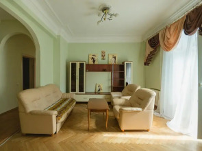 Prorizna Studio Kiev Apartment