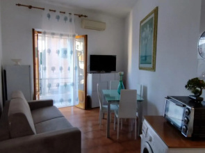 Apartment in Porto Santo Stefano-SISTERS' HOUSE