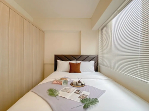 Tidy Warm Toned 2Br Apartment Meikarta