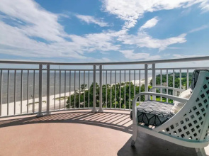 Spacious Beachview End Unit in Legacy Tower 2 -809 - 3 Bedroom 3 Bath Condo