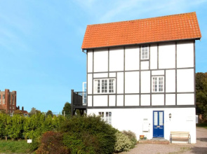 1 Bell Lodge, Thorpeness