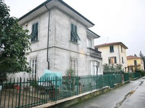 Due Passi Dalla Citt