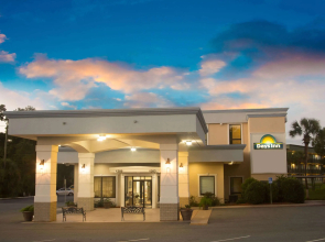 Days Inn by Wyndham Valdosta/Near Valdosta Mall