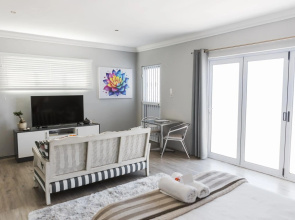 Namaste Spacious Studio Apartment