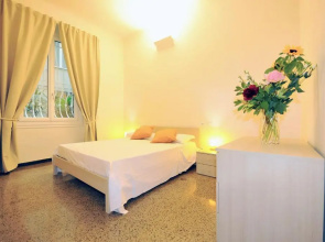 HeyGenova Suite 1906 C Centro