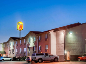Super 8 by Wyndham Abilene KS