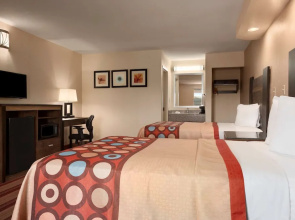 Super 8 by Wyndham Rahway/Newark