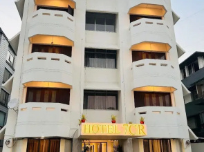 7Cr Hotel