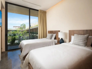 The True Meaning of Luxury and Convenience 3 BR Penthouse With Private Pool Rooftop Amazing Views BBQ Area