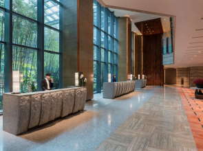 Hyatt Regency Shanghai, Wujiaochang