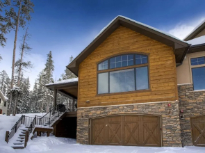 Granite Peaks Villa