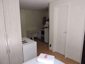 Manhattan Apart Hotel