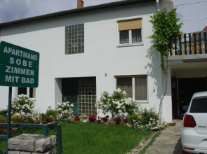 Apartments and Rooms Mirjana