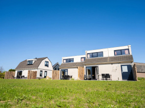 Cozy house with unobstructed view, located on Texel