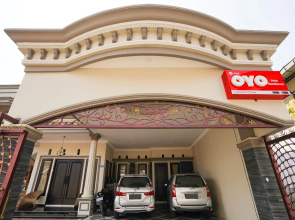 OYO Living 1743 Anie Residence