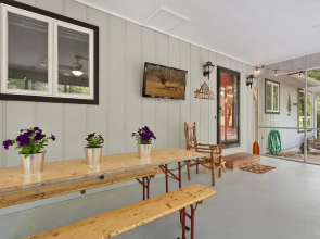 Eagles Landing - Lake House in the Woods