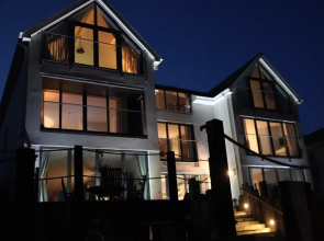 Luxury Pebble House 180 Degrees Sea View