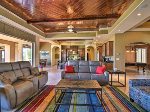 East Mesa Desert and Mountain Views: 5br, Pool