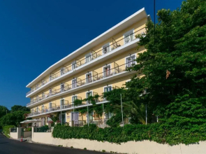 Aegli Hotel