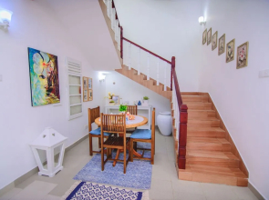 White House Mount Lavinia