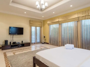 4 Bedroom Garden Villa at Frond O by Deluxe Holiday Homes