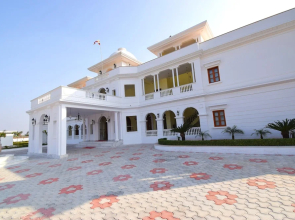 Umaid Farm Resort - A Legacy Vintage Stay in Jaipur