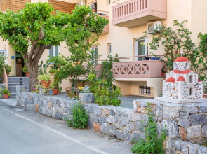Labyrinth Hotel