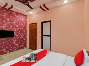 OYO Raj Hotel