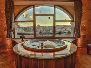 Отель Şah Saray Cave Suites Halal