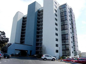 Sea Mark Towers 906