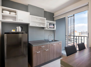 The Grass Serviced Suites by At Mind