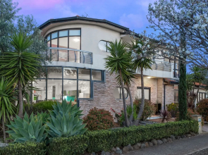 Villa De Marseilles - Melbourne