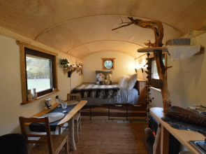Charming Cottage in Zeeland with Hot Tub