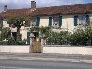 La Maison Jaune