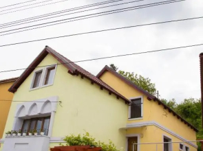 Cosbuc Residence & Villa