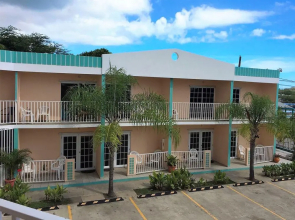 Nautilus By La Jamaca Hotels-Downtown La Parguera