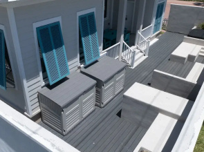 Nomad House At The Shores 3 Bedroom Home